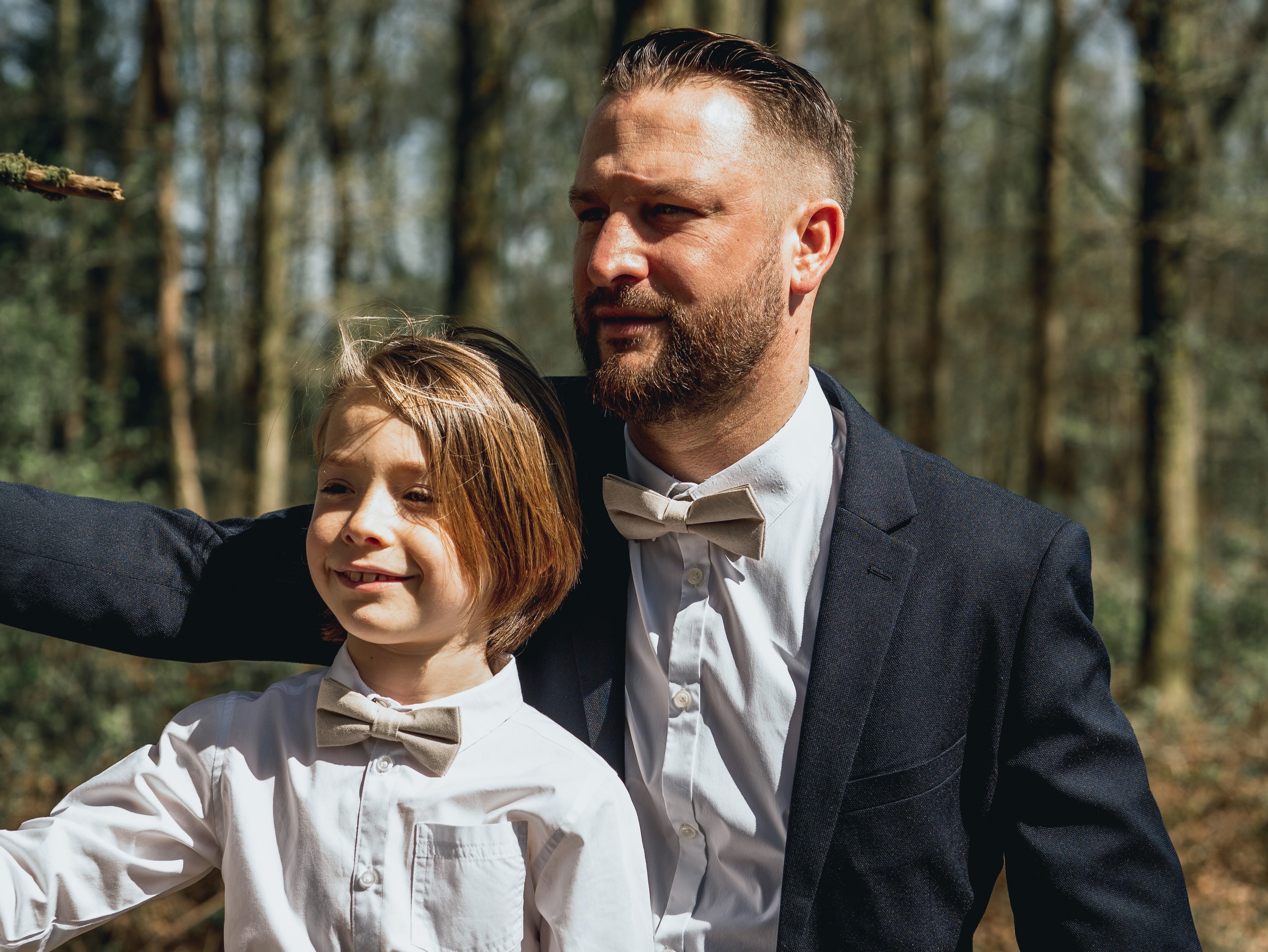 Nœud Papillon Père & Fils : Créez un Duo Stylé et Complice 👔 Afbeelding